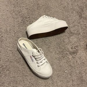 PLATFORM SUPERGAS! GR8 4 SPRING & SUMMER!